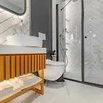 Hotel Dulcet *