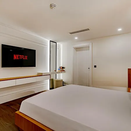Hotel Dulcet